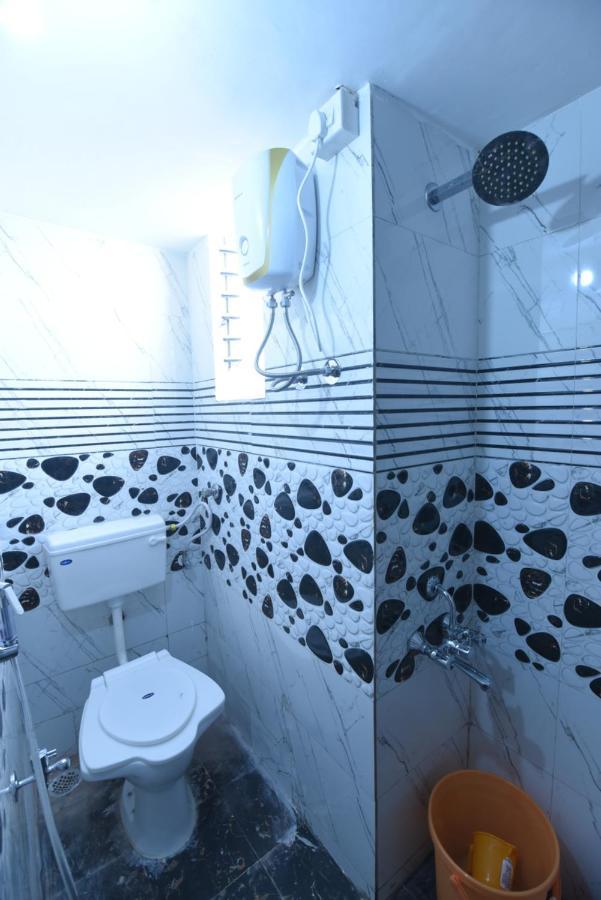 Hotel Sitara Inn รัตนากีรี ภายนอก รูปภาพ