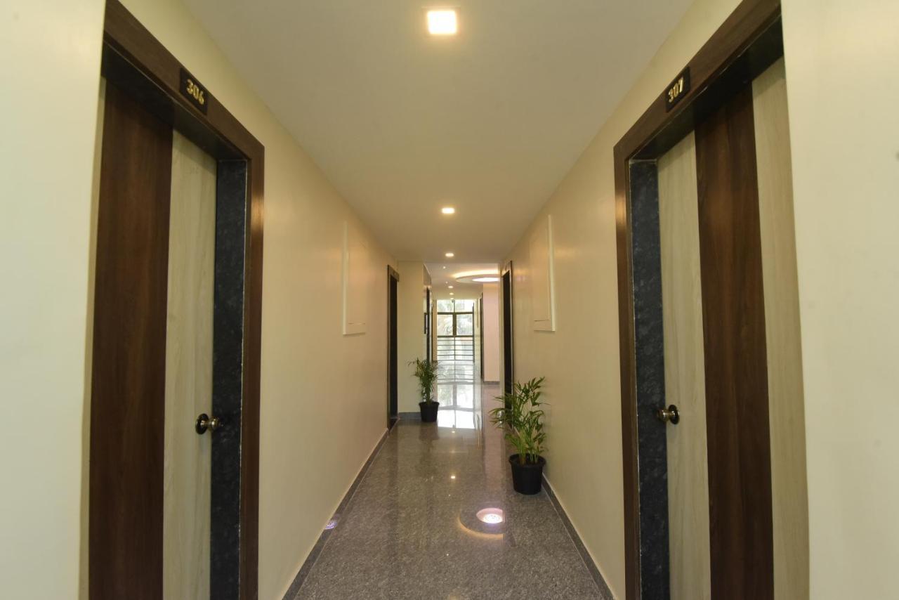 Hotel Sitara Inn รัตนากีรี ภายนอก รูปภาพ